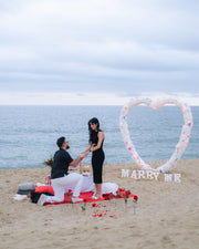 Event photographer for your proposal, wedding or picnic in Barcelona.