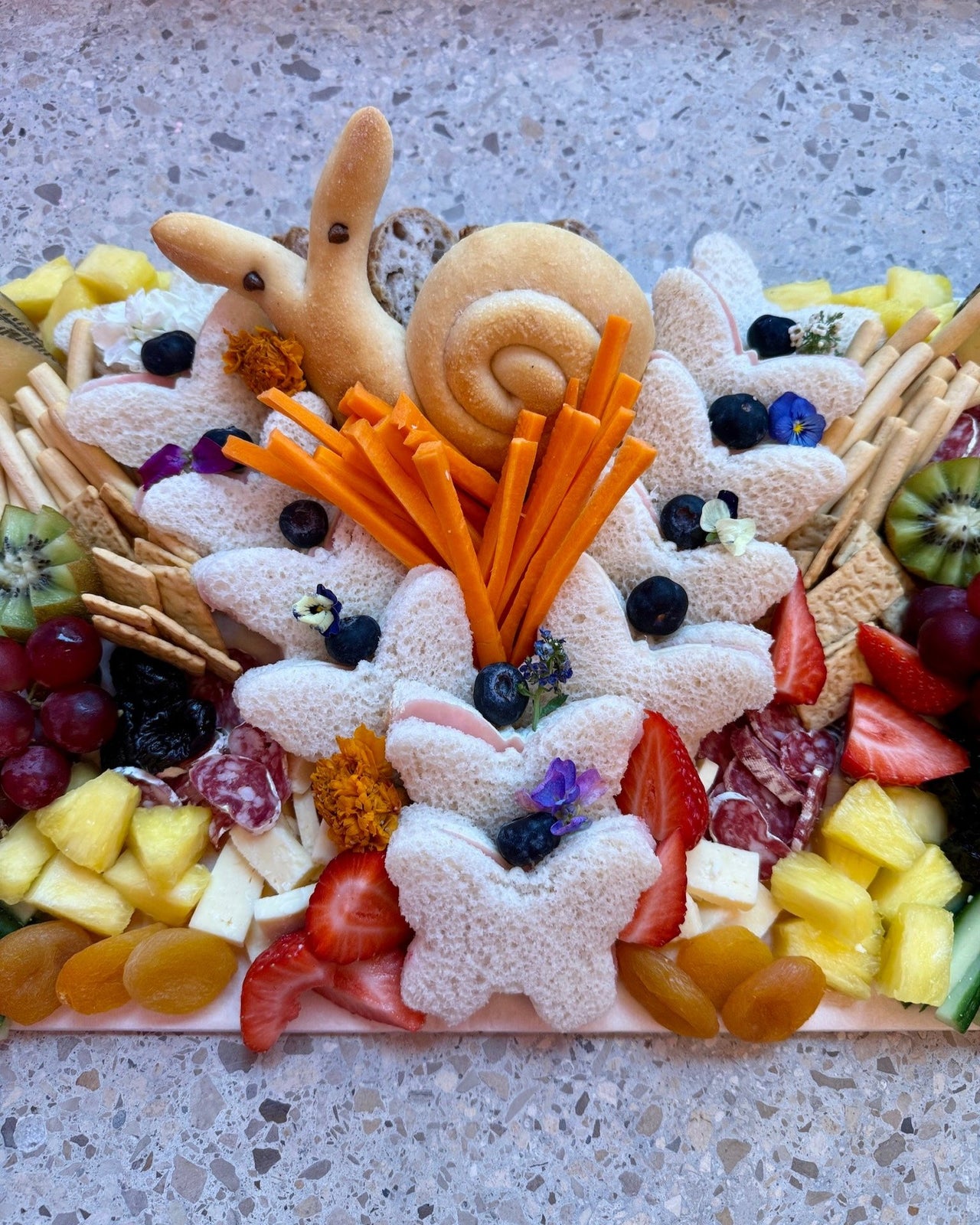 Colorful Grazing Kids Platter in Barcelona – A Fun and Delicious Addition to Any Kids' Party!