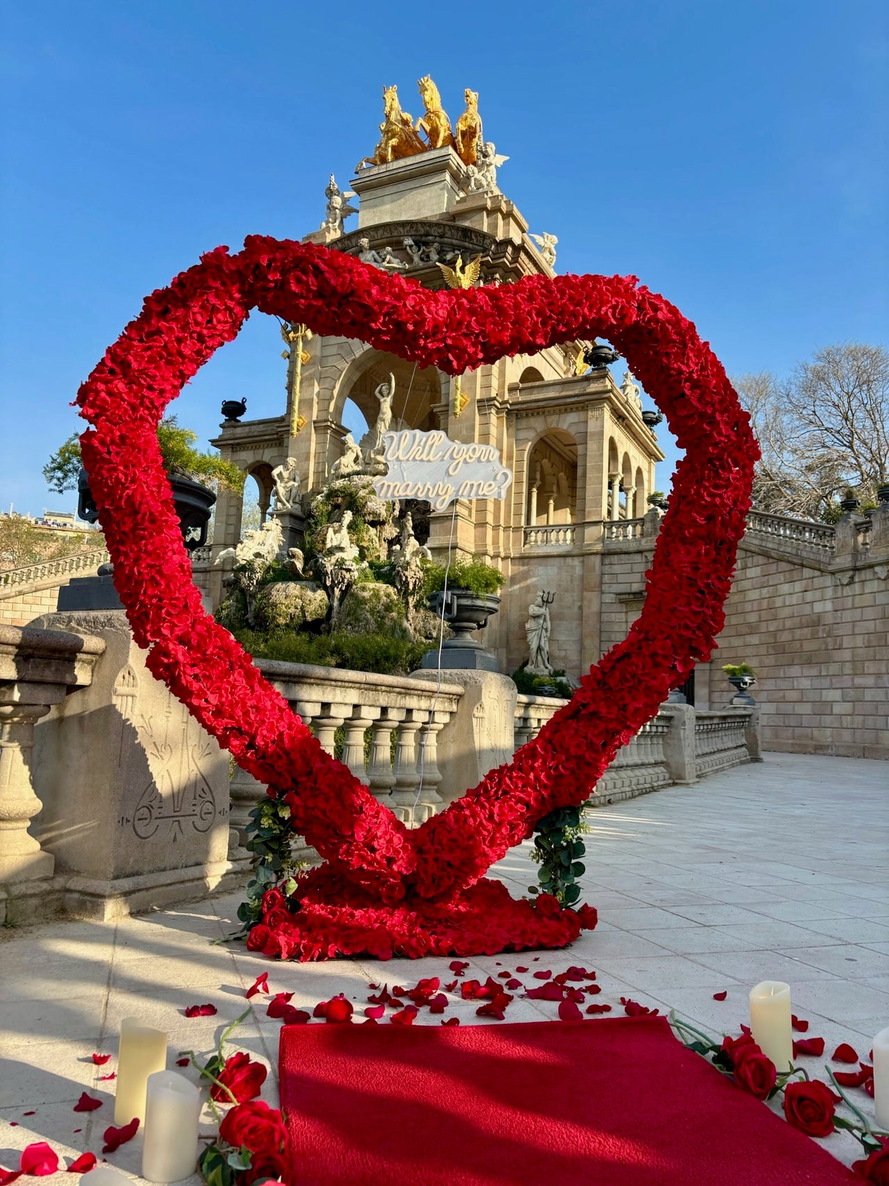 Flower heart proposal Sitges