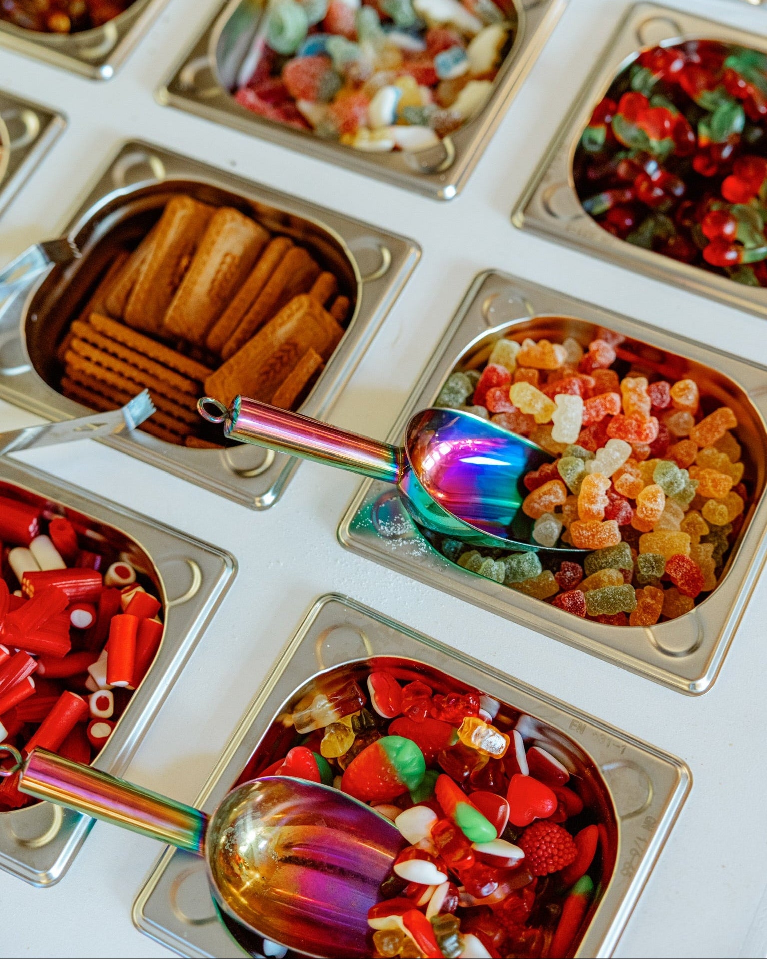 Different flavours of candy 