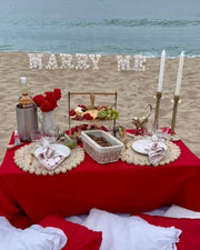 Maresme Proposal Picnics with XL 'Marry Me' Letters – A Grand Gesture of Love!